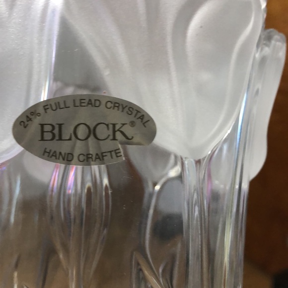 Retro Tulip🌷8” Vase - Picture 2 of 6